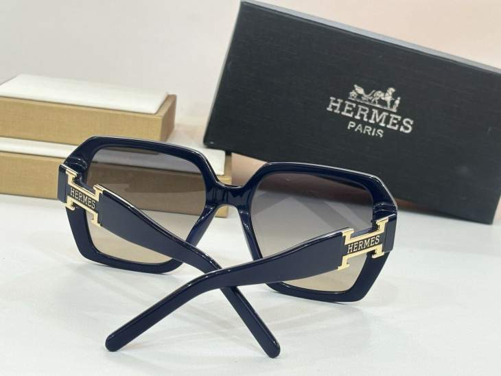 Picture of Hermes Sunglasses _SKUfw70119876fw